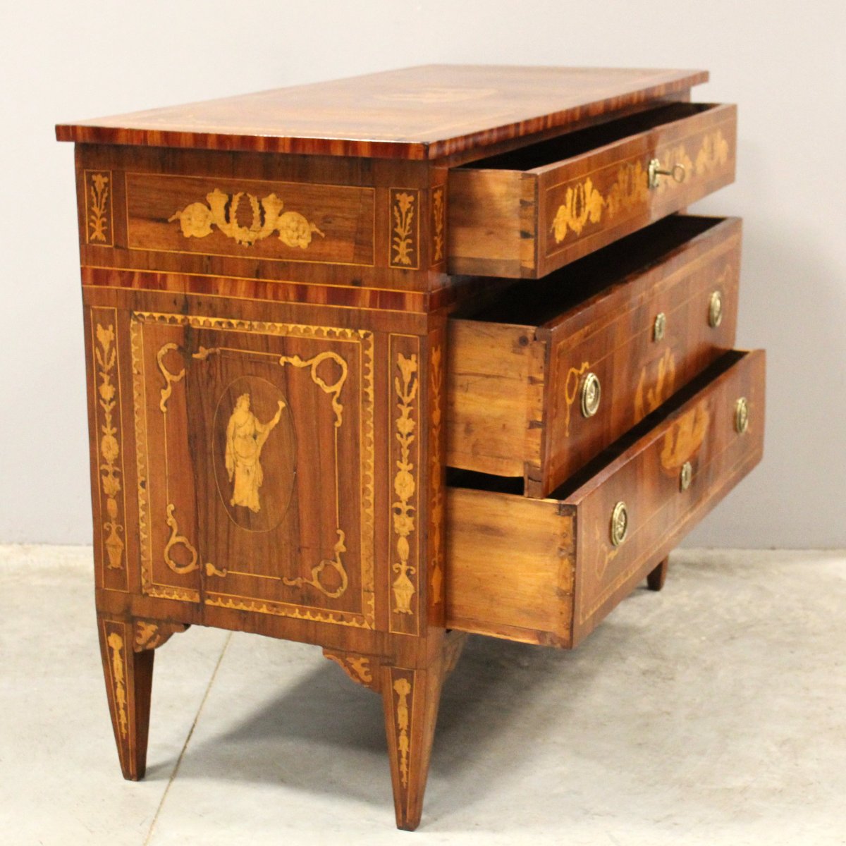 Ancien commode Louis XVI en noyer et marqueterie - Italie 19ème-photo-1