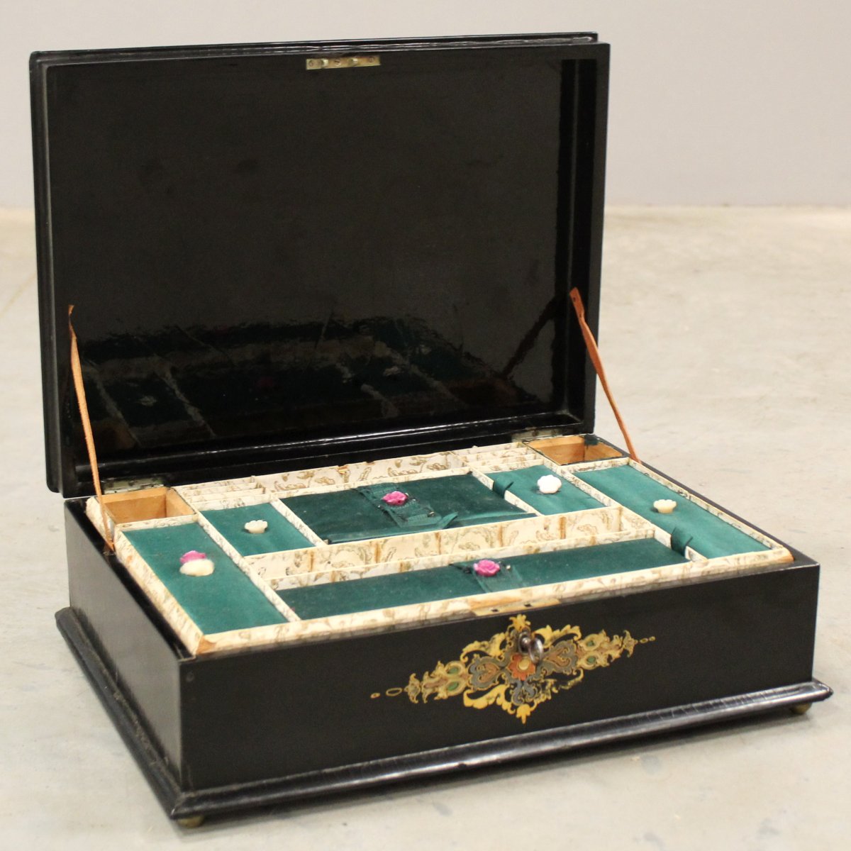 Ancien  coffret boîte à bijoux en bois laqué peint et marqueterie - 19ème-photo-4