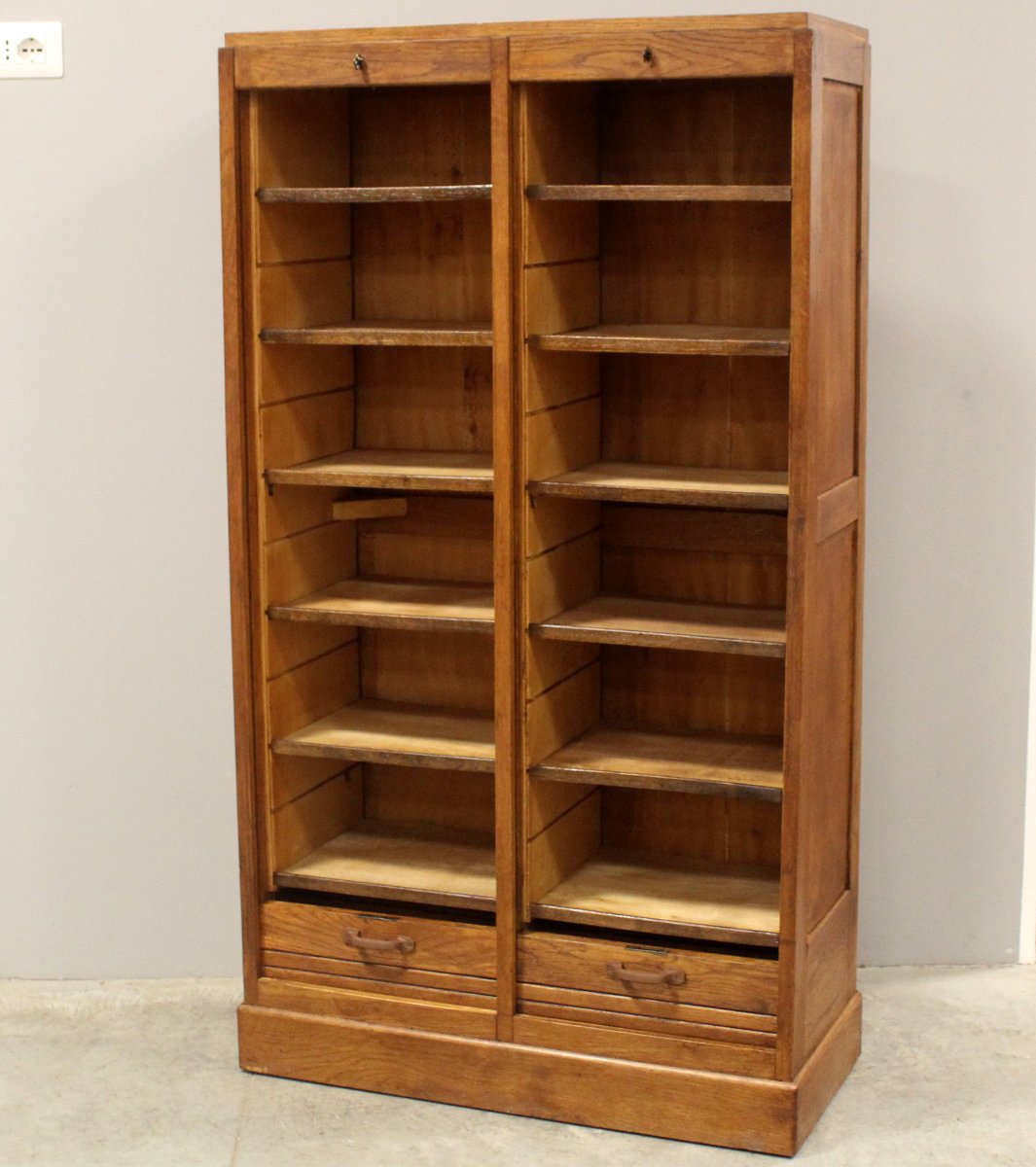 Antique Binder Rolling Curtain Filing Cabinet In Oak-photo-2