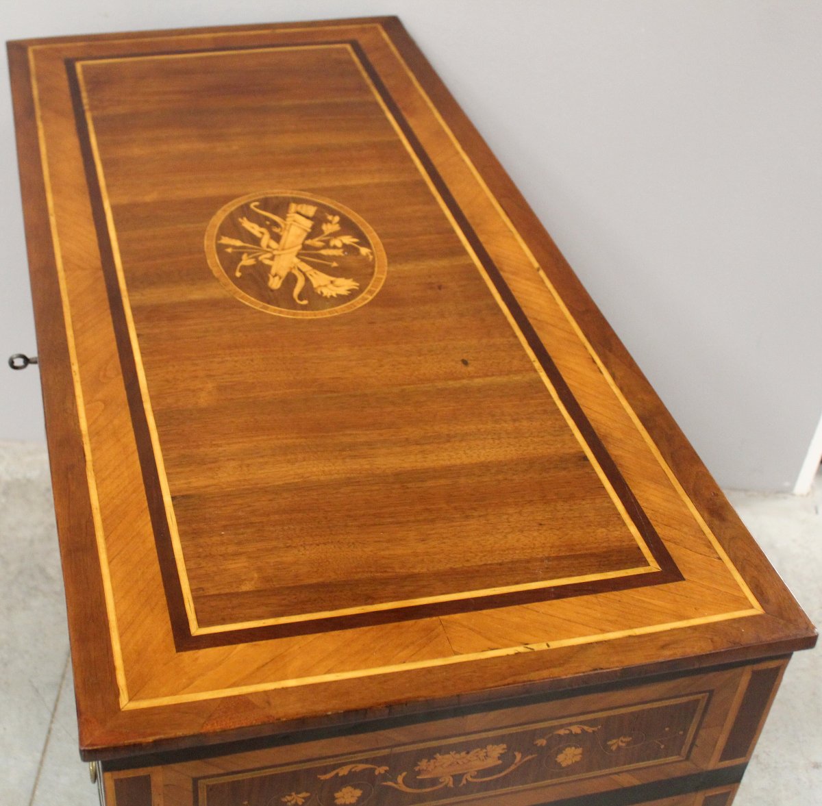 Antique Louis XVI Chest Of Drawers In Walnut And Marquetry - Italy 18th-photo-4