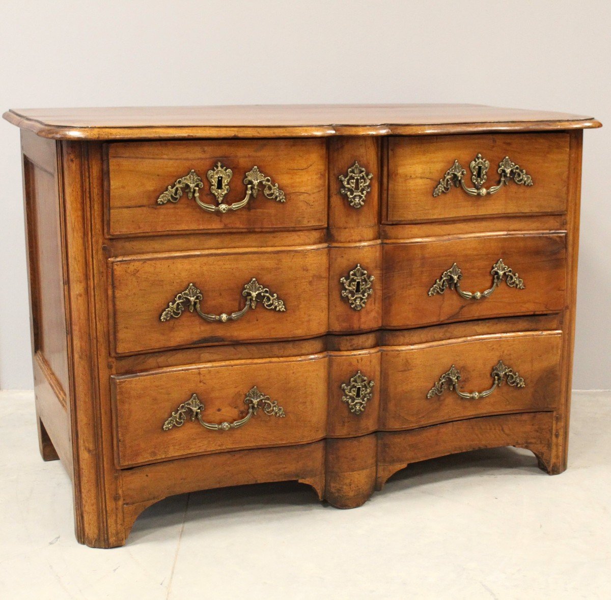 Antique Louis XV Dresser Commode Chest Of Drawers In Walnut – 18th-photo-2