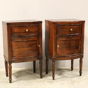Ancien paire de tables de chevets d'époque Louis XVI en noyer et marqueterie - Italie 18ème