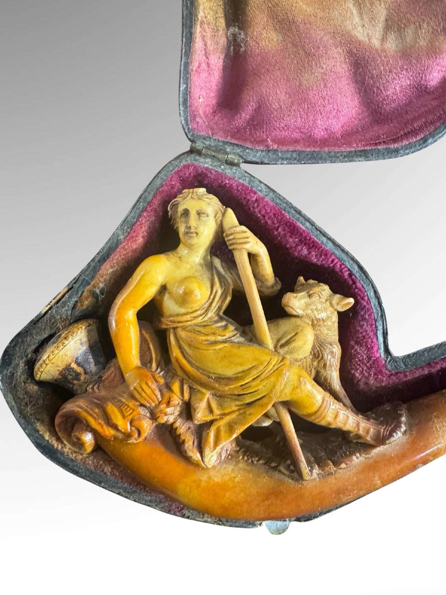 Antique Meerschaum Pipe Carved With A Pastoral Scene-photo-2