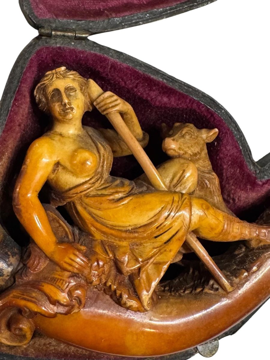 Antique Meerschaum Pipe Carved With A Pastoral Scene-photo-3