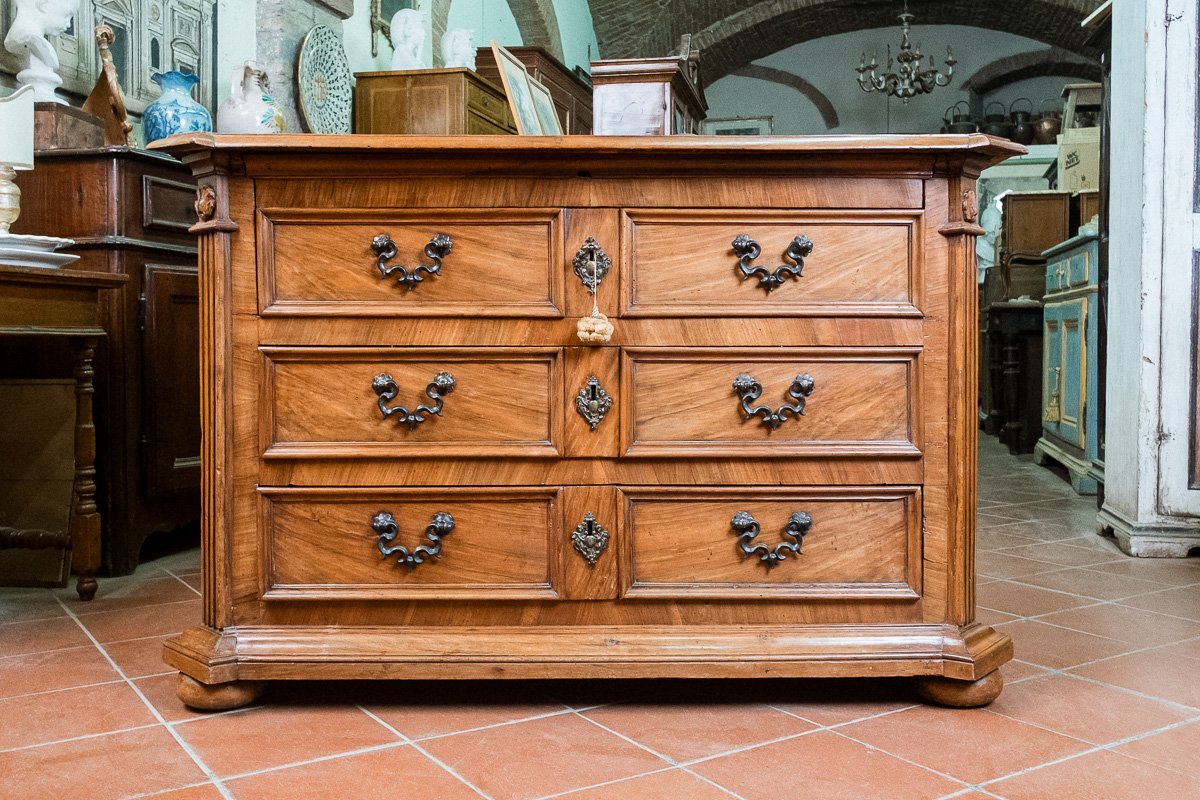Important Walnut Chest Of Drawers, Tuscany, Mid-17th Century-photo-2