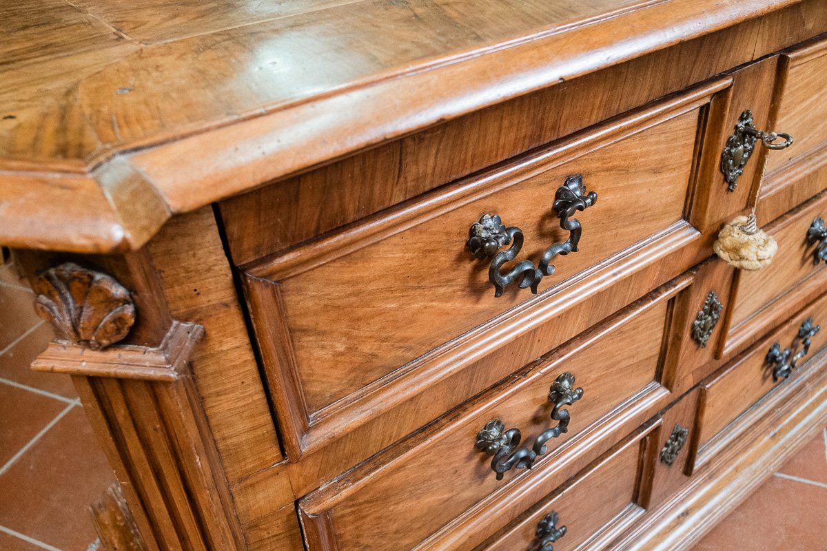 Important Walnut Chest Of Drawers, Tuscany, Mid-17th Century-photo-3