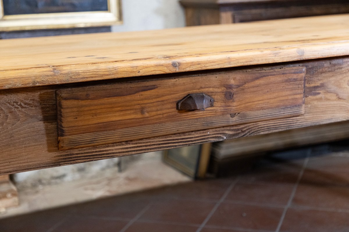 Grande Table Ancienne en Sapin, Pieds Tournés, Plateau Bec-de-Corbin - Toscane XIXe-photo-2