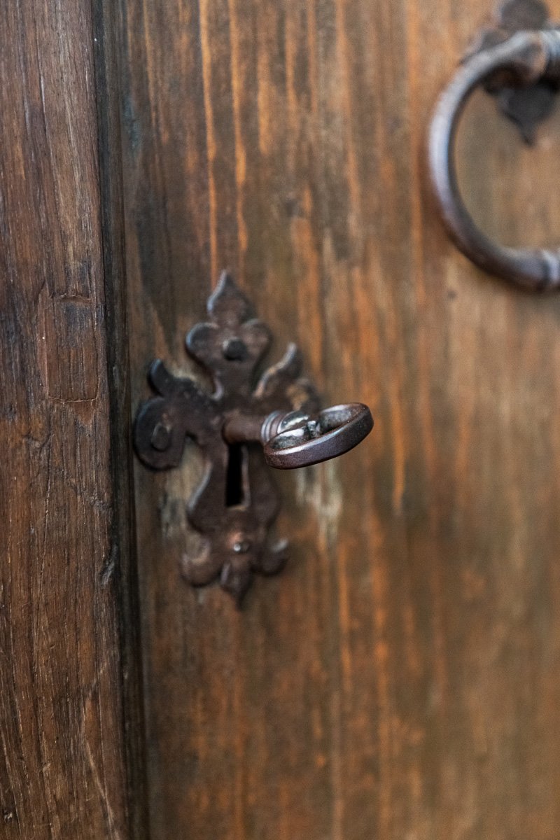 Antique Umbrian Firwood Cabinet With Two Doors And Three Drawers, 18th Century-photo-4