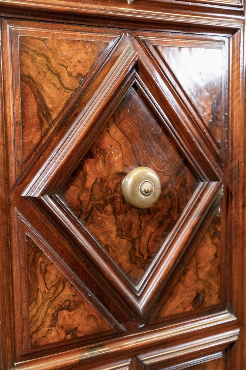 Grande armoire ancienne en noyer et ronce de noyer, Ligurie, Italie XVIIe siècle-photo-5