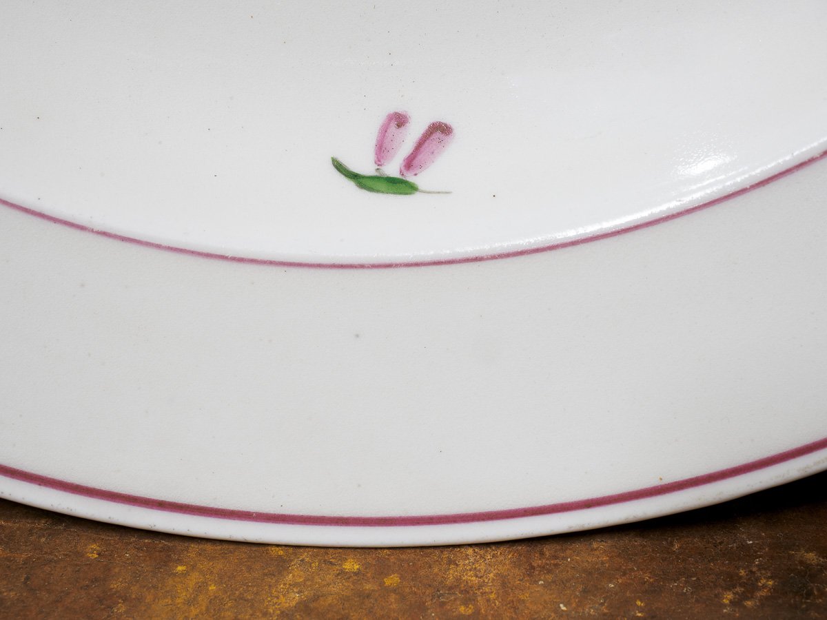 Paire d’assiettes en porcelaine de Vienne à décor floral, 1828-photo-4
