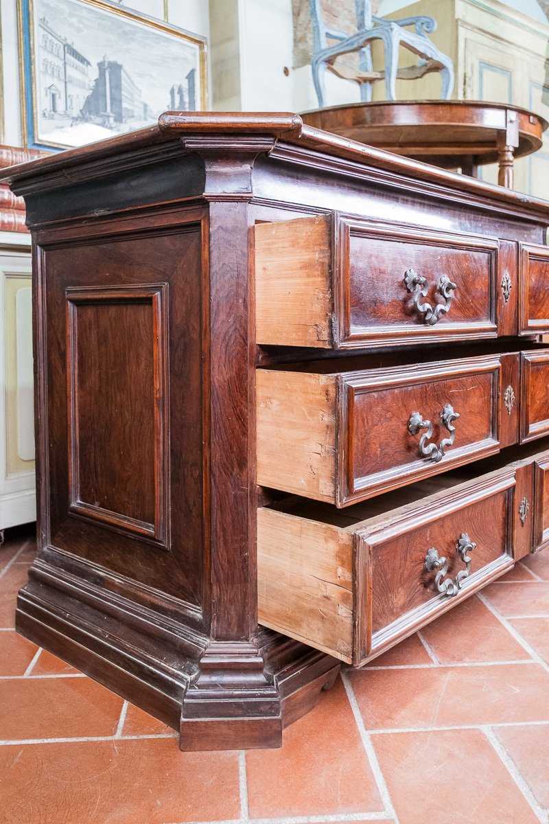 Commode ancienne toscane en palissandre et poirier, XVIIe siècle-photo-3