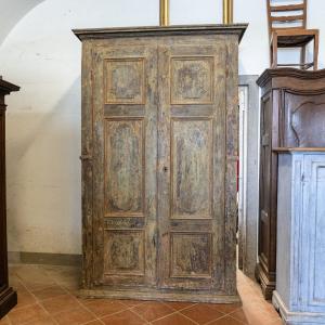 Antique Two-door Cabinet, Lacquered Green With Three Panels, Tuscany, 17th Century