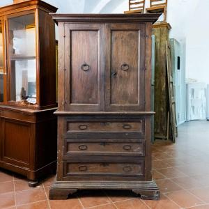 Antique Umbrian Firwood Cabinet With Two Doors And Three Drawers, 18th Century