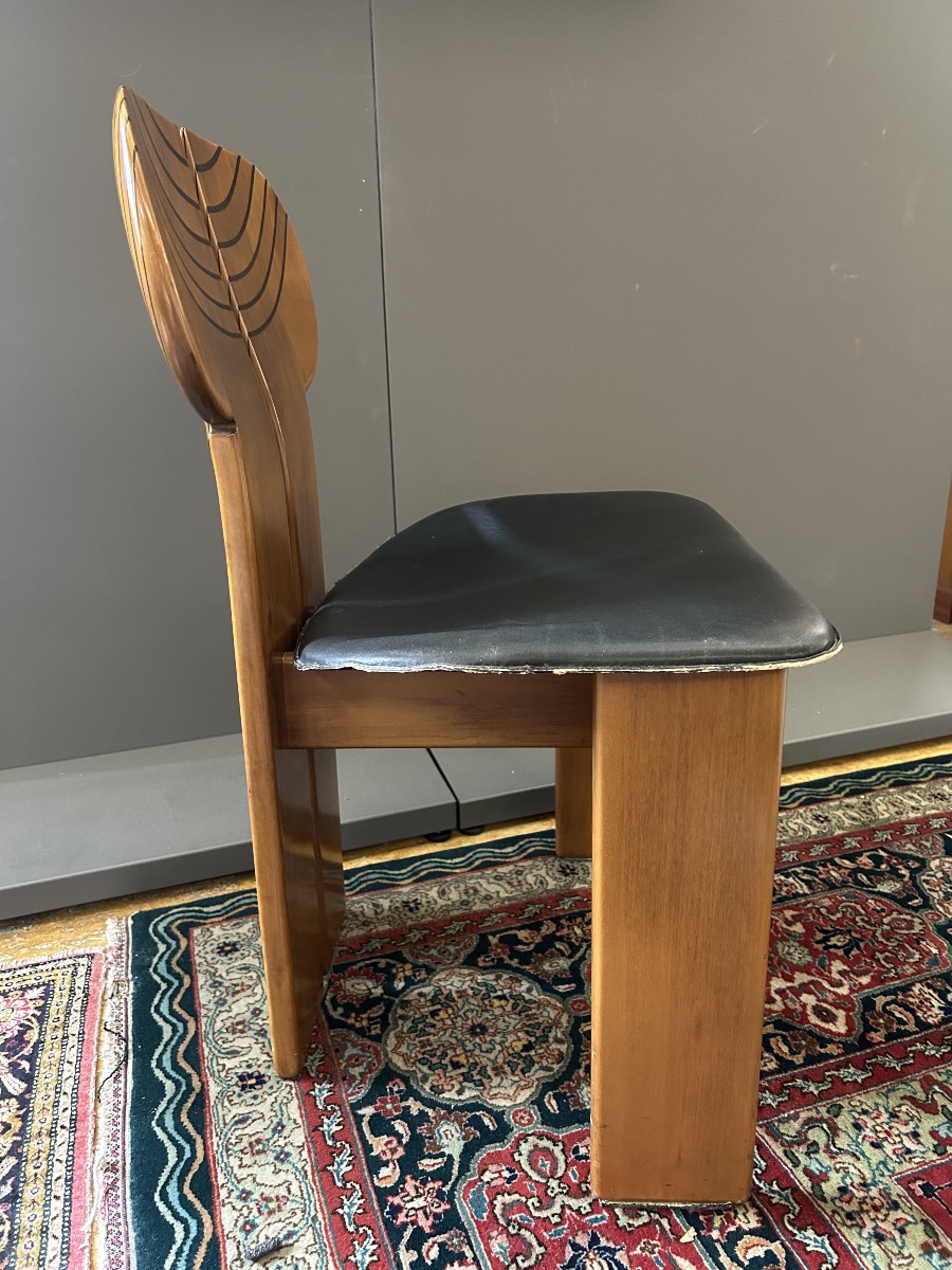 Chairs By Afra & Tobia Scarpa-photo-2