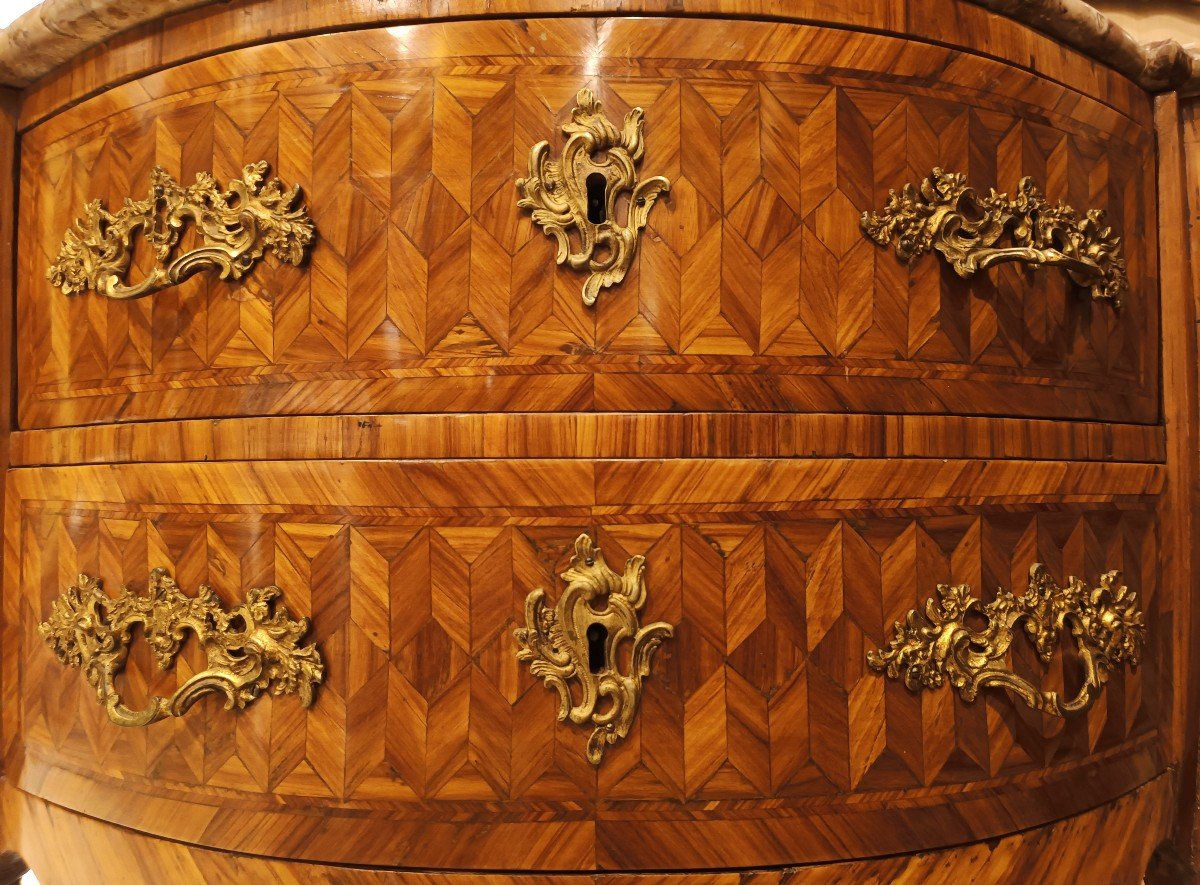 Chest Of Drawers Veneered In Bois De Rose.rome,louis XV Period.-photo-2