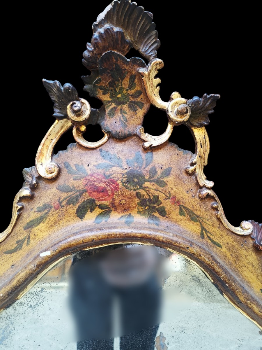 Miroir en bois laqué. Venise, fin du XIXe siècle.-photo-3