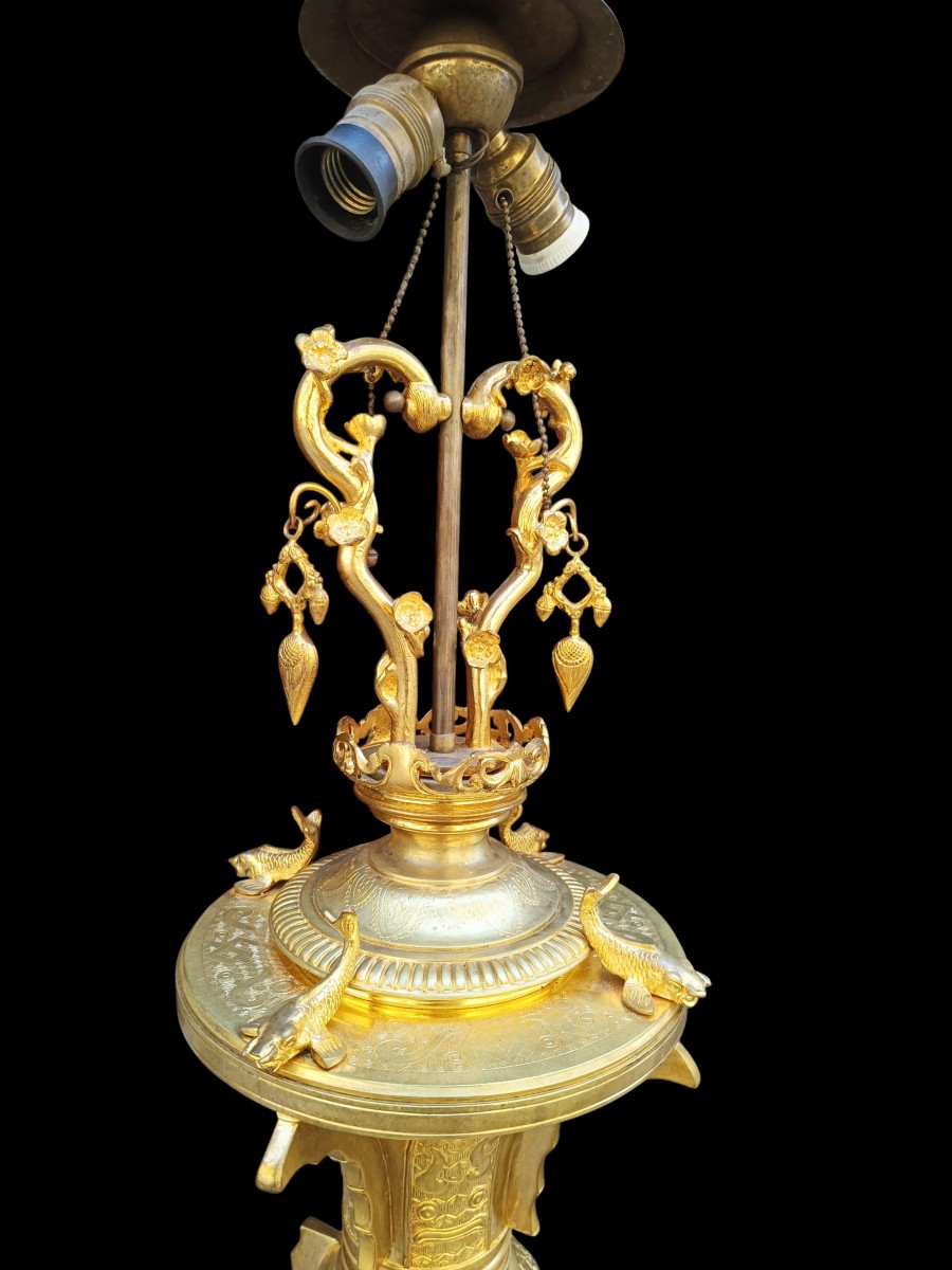 Lampe en bronze doré. France, fin du XIXe siècle.-photo-4