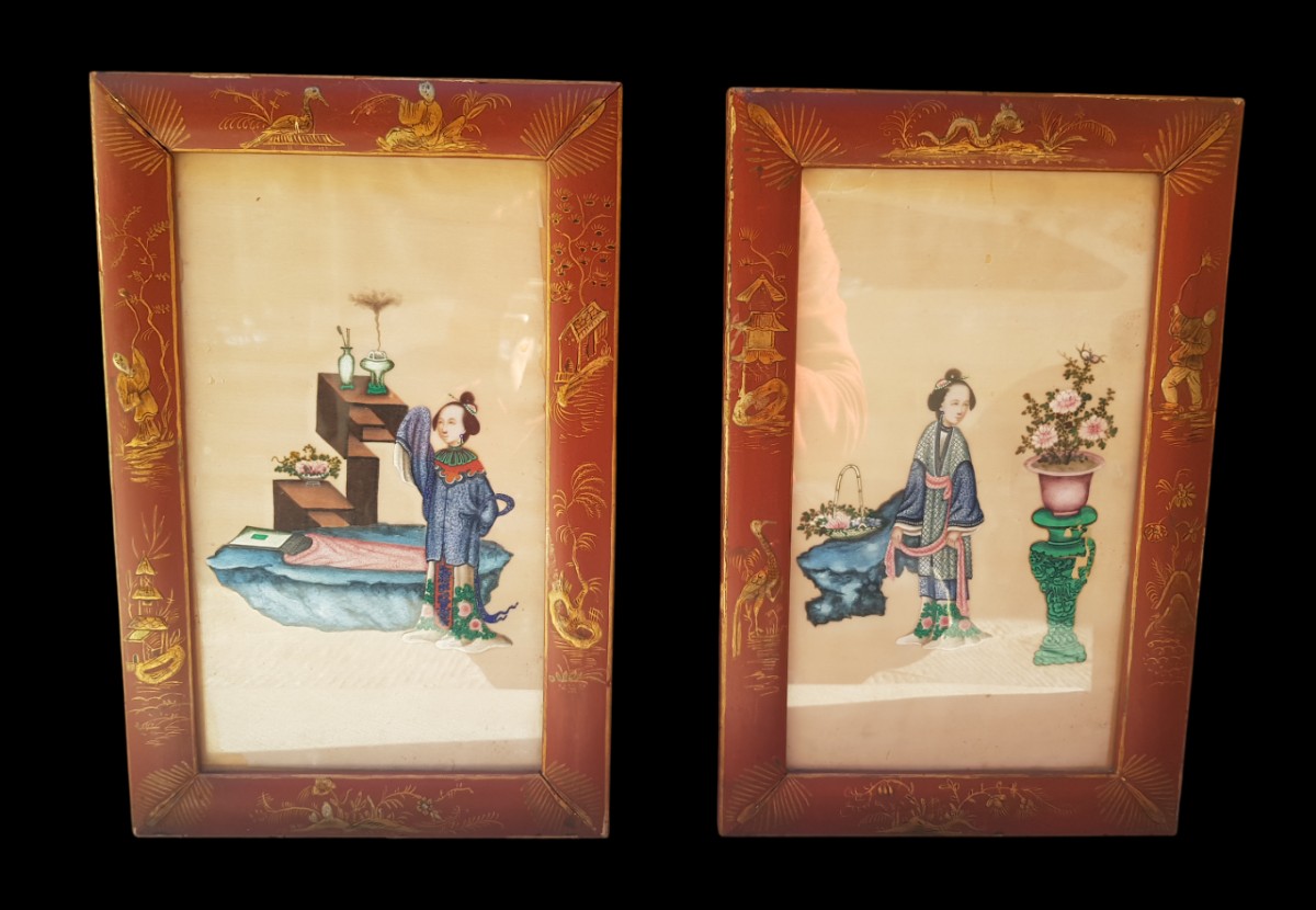 Paire de peintures sur soie. Chine, vers 1900.