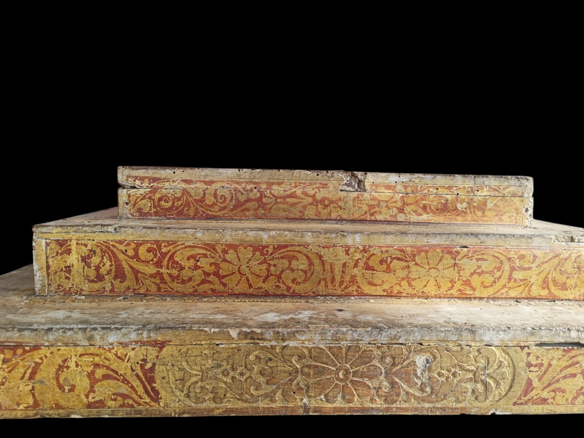 Base In Gilded And Painted Wood.italy,late 16th Century.-photo-3