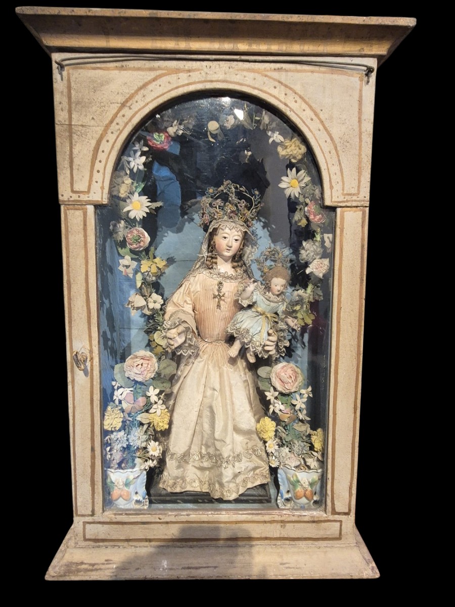 Sculpture Madone avec enfant en papier mâché. Toscane, début du XIXe siècle.