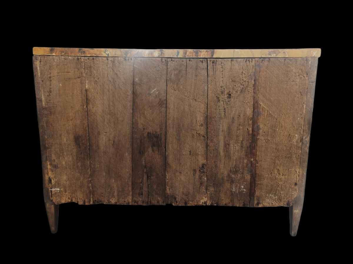 Commode en bois marqueté. Lombardie, fin du XVIIIe siècle.-photo-2