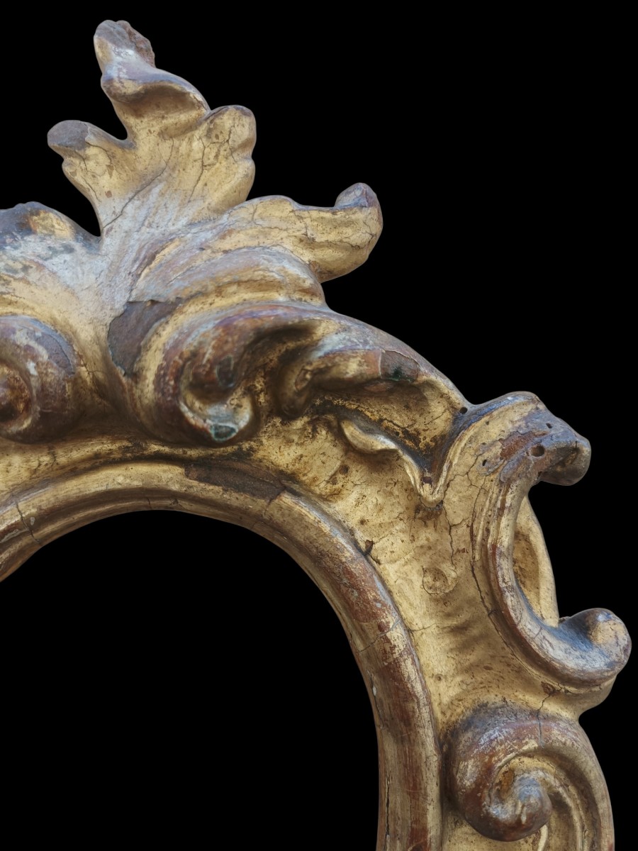 Cadre en bois sculpté et doré. Italie, XVIIIe siècle-photo-2