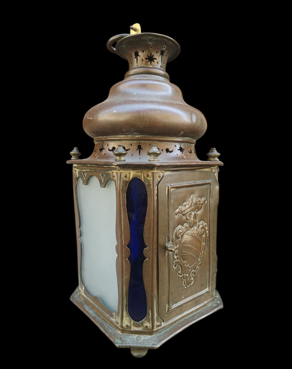 Lanterne en cuivre et verre coloré. Venise, XVIIIe siècle.-photo-2