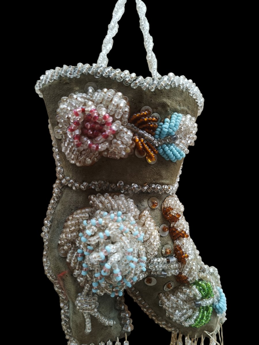 Storage Boot Made Of Fabric And Glass Beads. America, Late 19th Century.-photo-2