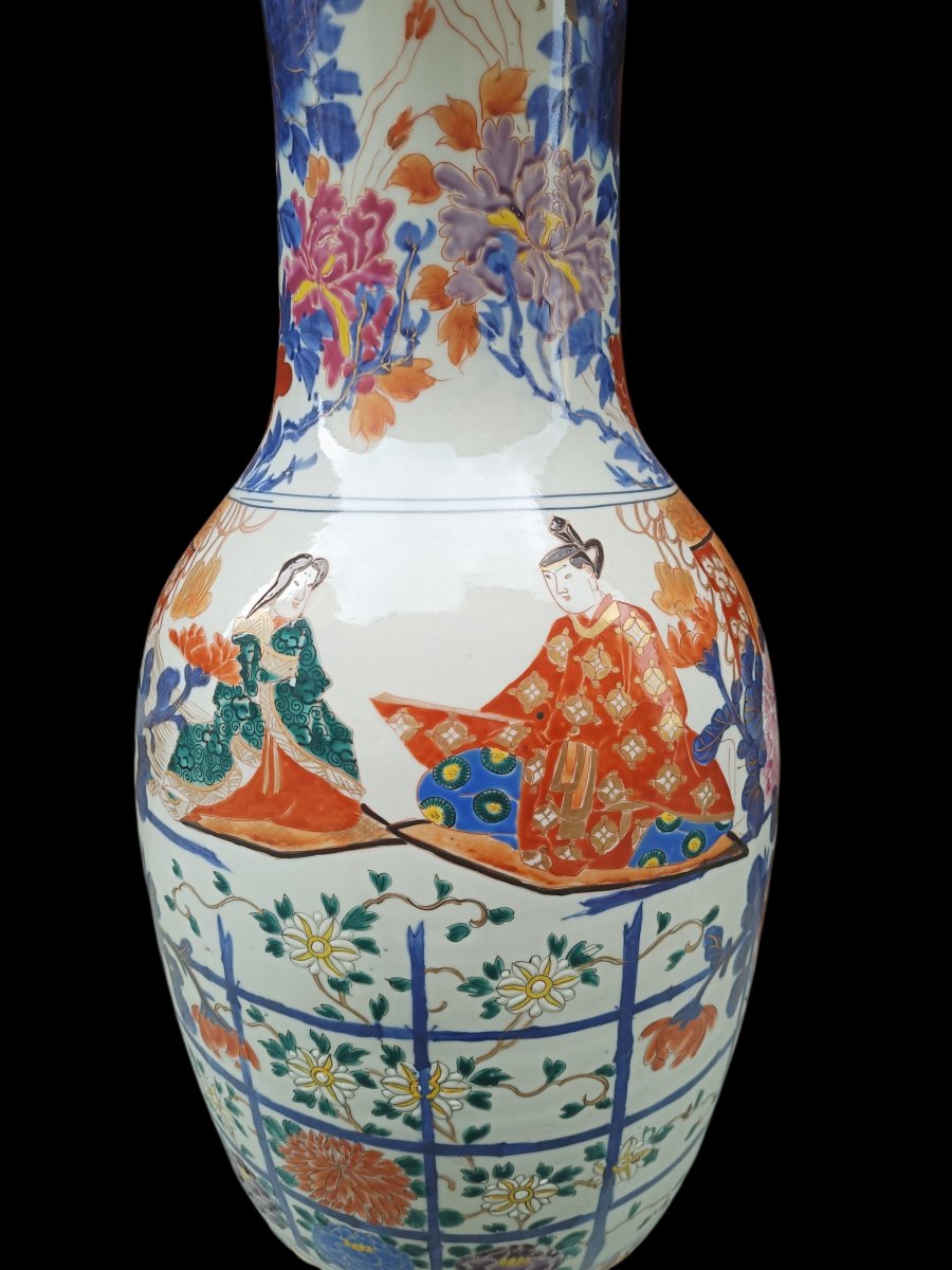 Vase en porcelaine à base en bronze doré. Japon, 19e siècle-photo-4