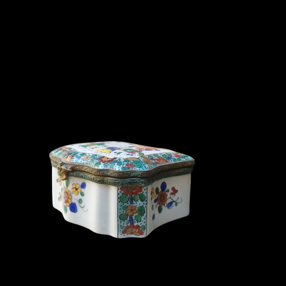 Porcelain And Gilded Bronze Snuffbox. France, 18th Century.-photo-4