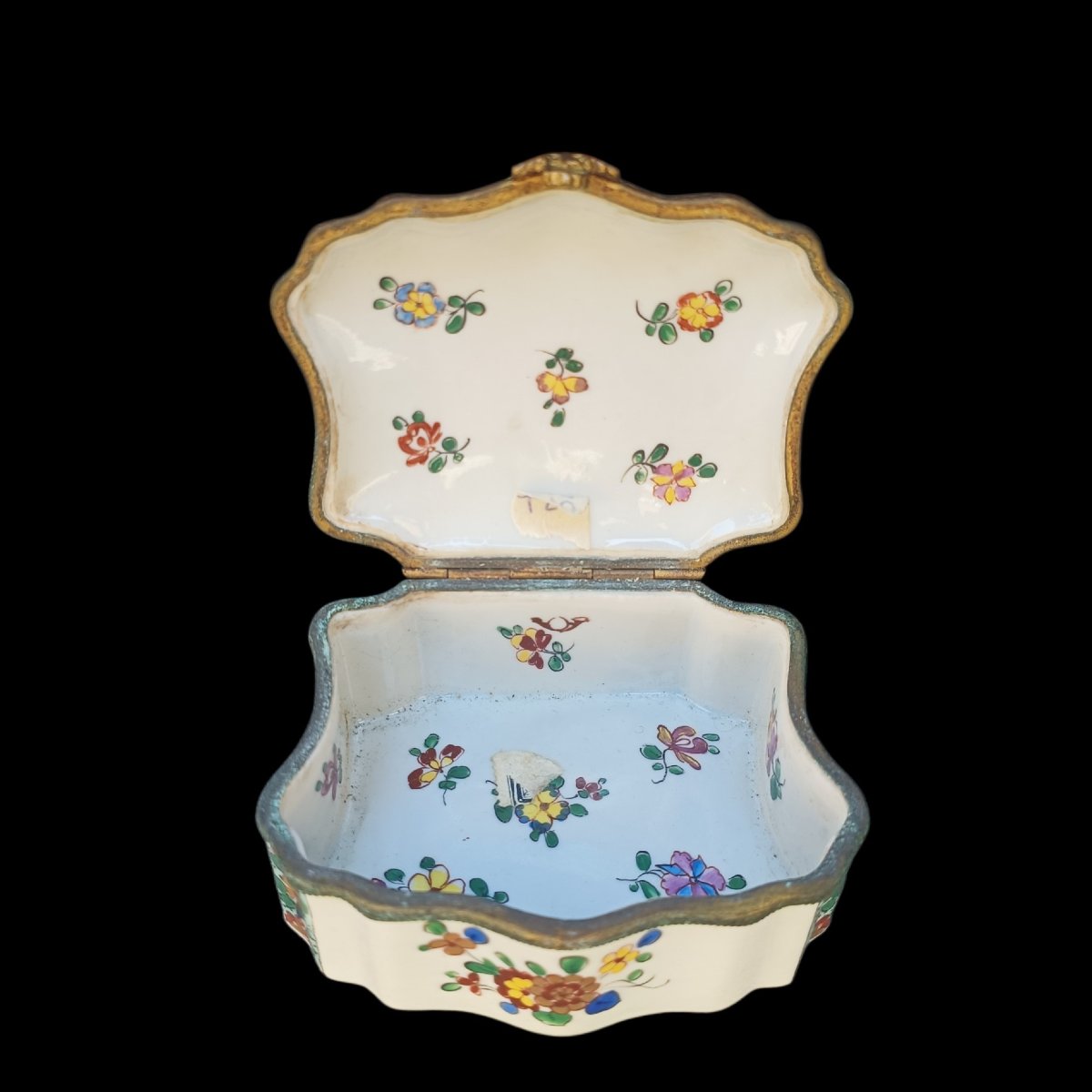 Porcelain And Gilded Bronze Snuffbox. France, 18th Century.-photo-2