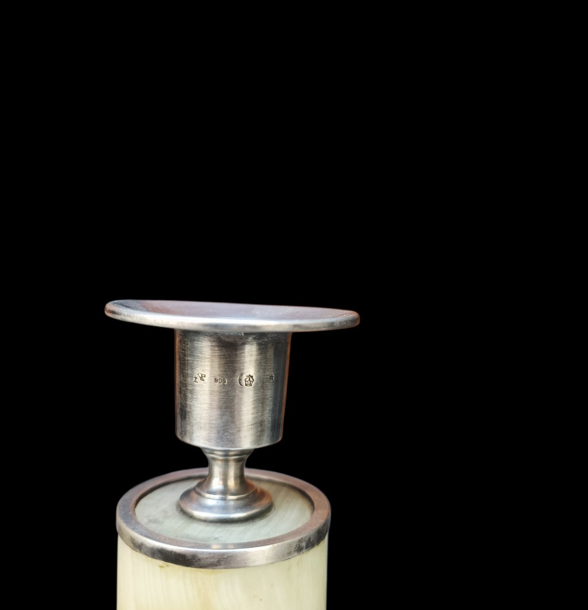 Paire de bougeoirs en onyx et argent. Début du 20ème siècle.-photo-3