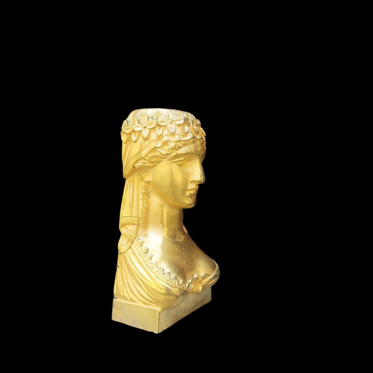 Elément décoratif en bronze doré. France, début du XIXe siècle.-photo-2