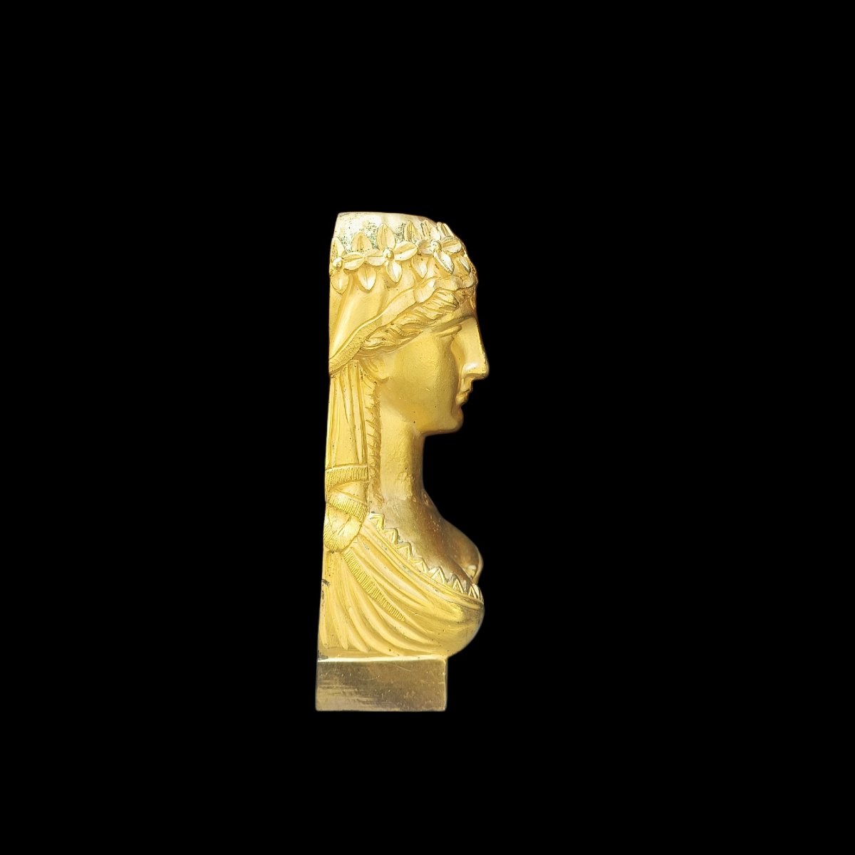 Elément décoratif en bronze doré. France, début du XIXe siècle.-photo-3