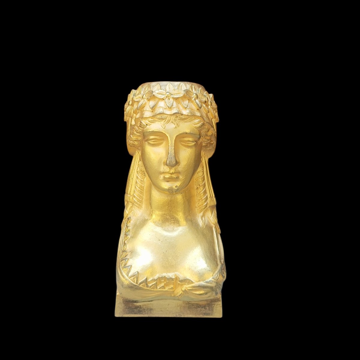 Elément décoratif en bronze doré. France, début du XIXe siècle.