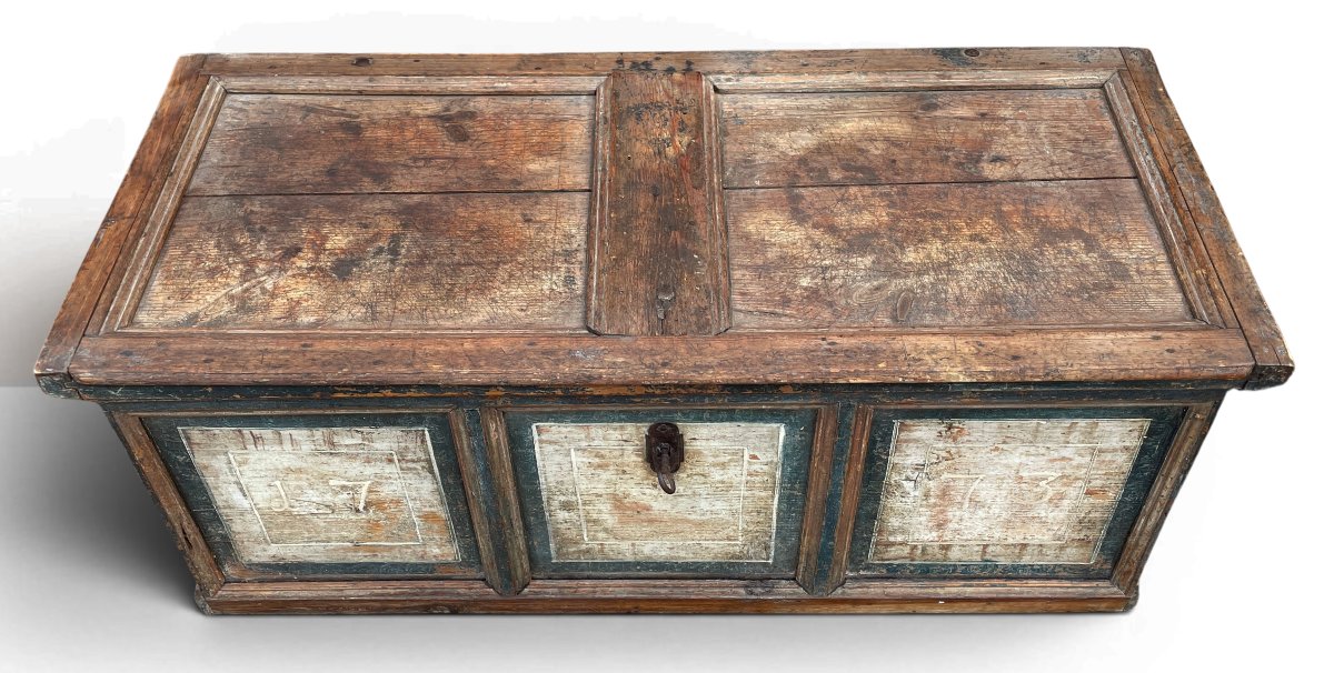 Coffre en bois de sapin peint, daté 1773-photo-2