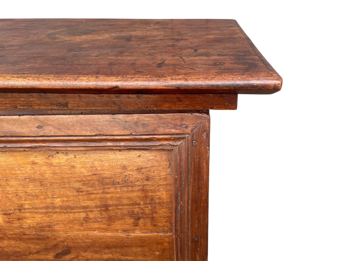 Chest With A Curved Front In Walnut And Oak-photo-3
