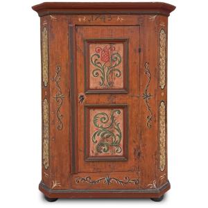 Armoire ancienne peinte à motifs floraux, datée de 1743