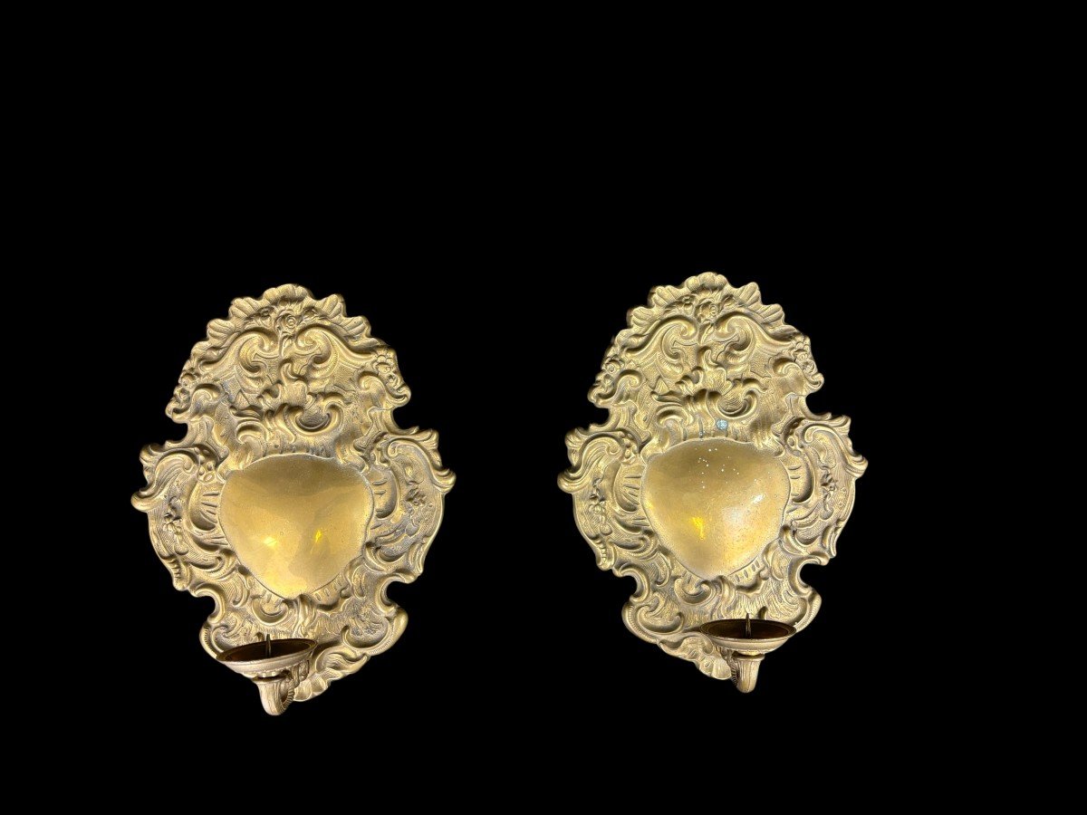 Pair Of Gold Metal Appliques With One  Light