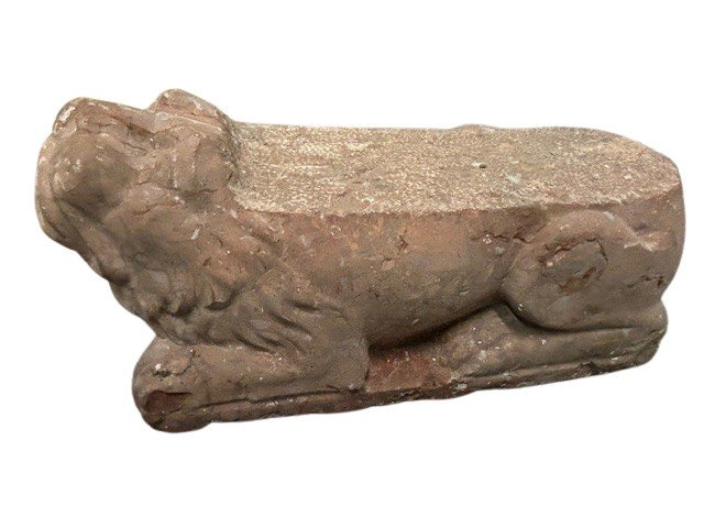 Stylophore Lion In Verona Marble-photo-3