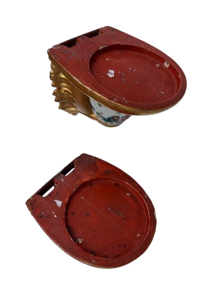 Pair Of Shelves In Carved And Gilded Wood Containing A Couple Of Cups -photo-1