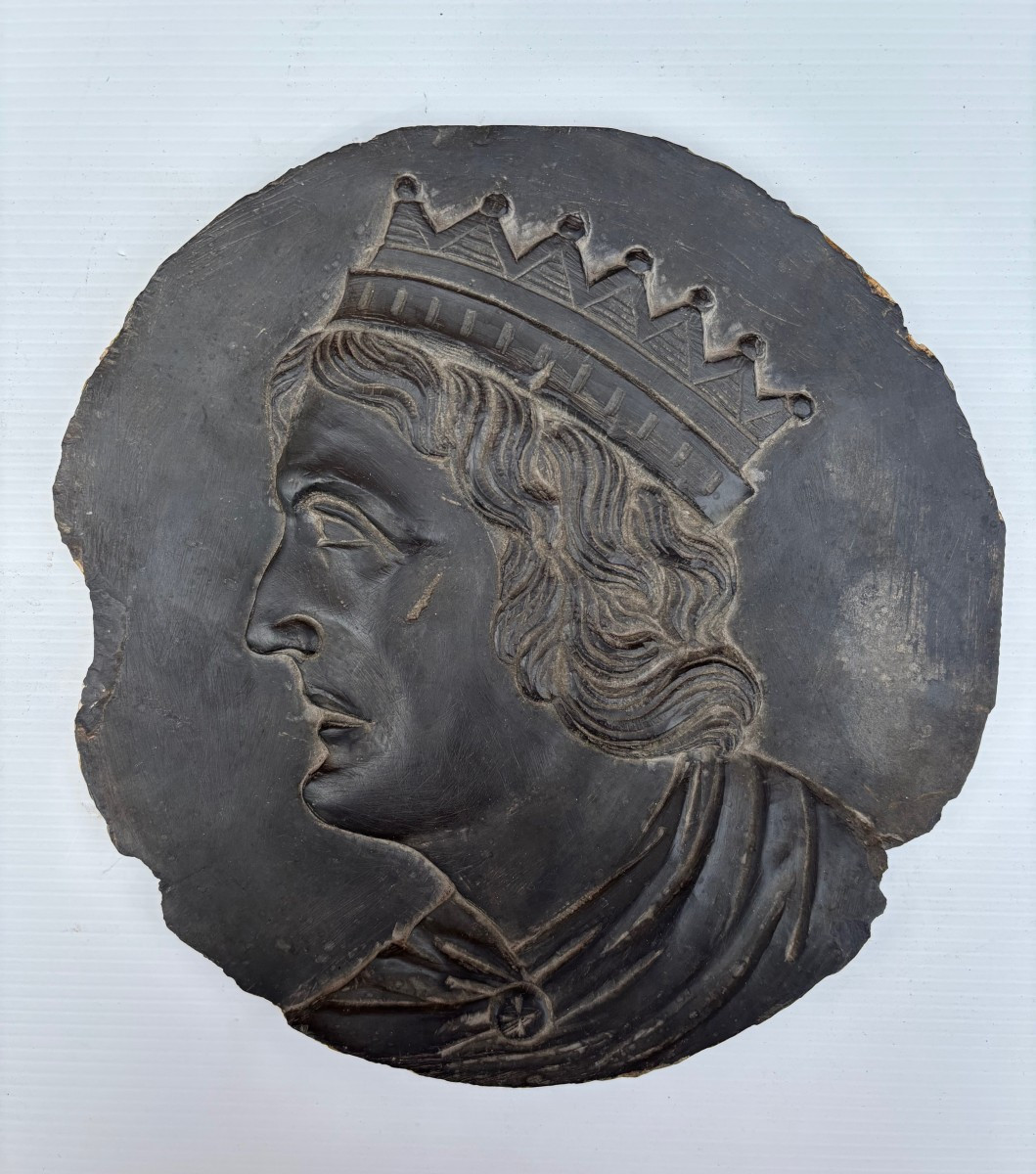 Paire De Reliefs En Ardoise Avec Des Profils D’empereurs-photo-2