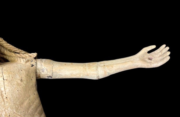 Sculpture Depicting Christ In Lacquered Wood, With Posable Arms-photo-2