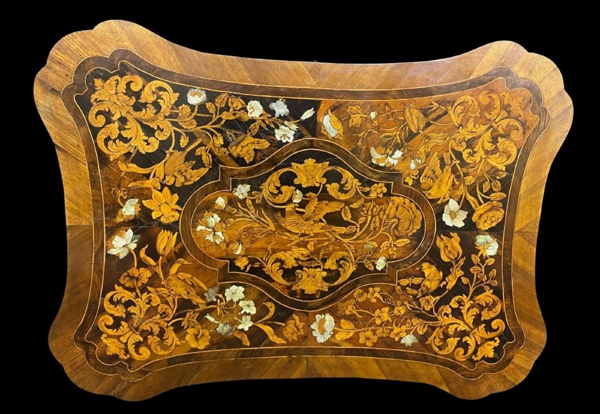 panneau toscan pavé et marqueté en essences précieuses et nacre  