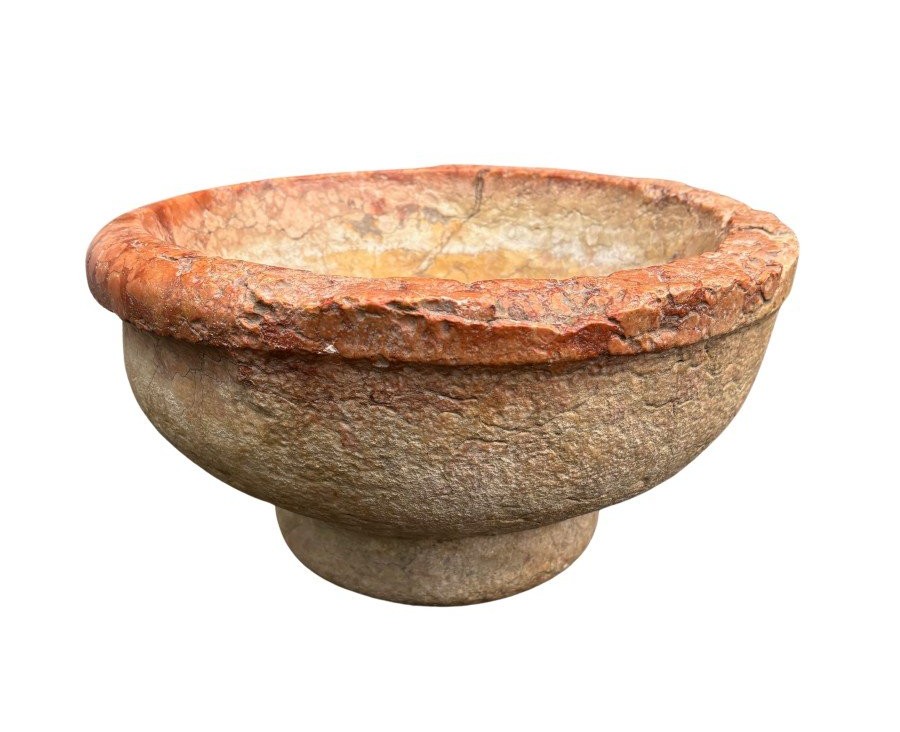 Petit Benitier En Marbre Rose