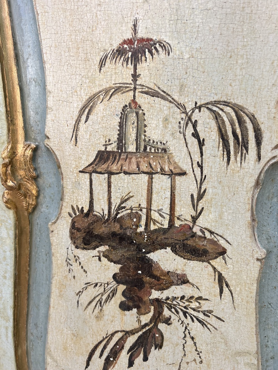 A Pair Of Double Doors Made Of Painted And Partially Gilded Wood From The Venetian Region-photo-4