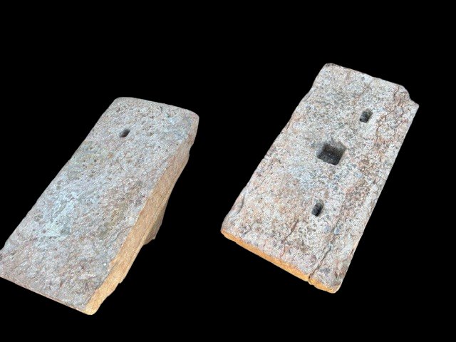 2 Capitals Made Of Verona Pink Marble-photo-3