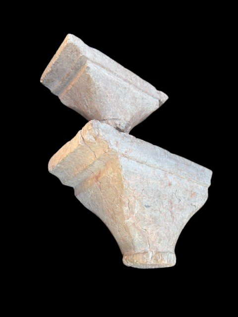 2 Capitals Made Of Verona Pink Marble-photo-4
