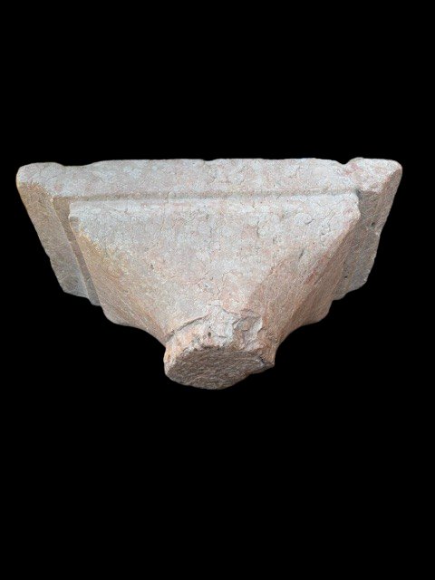 2 Capitals Made Of Verona Pink Marble-photo-1