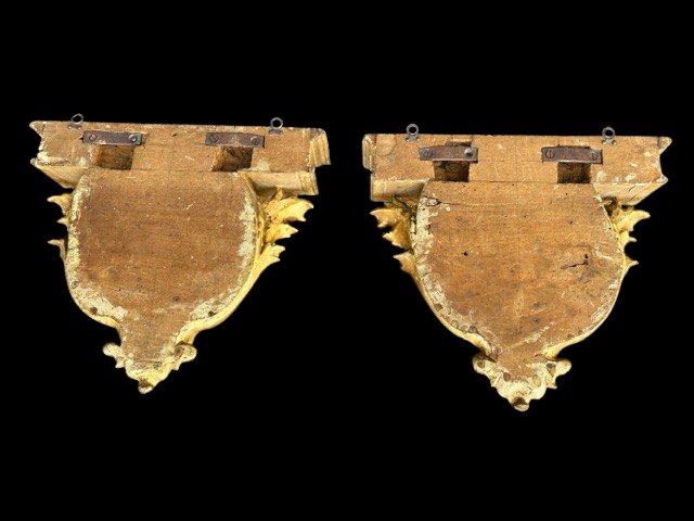 Paire d'étagères en bois sculpté et doré-photo-2